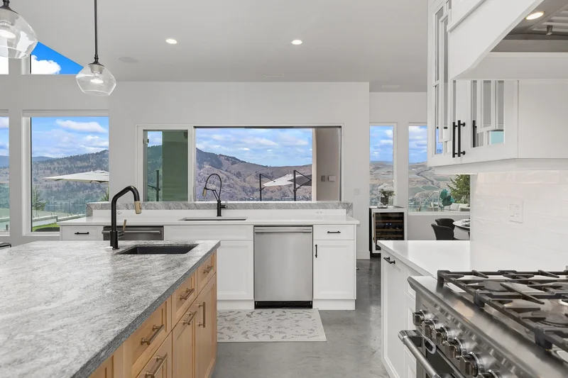 112/116 Sunset Boulevard, Vernon, BC V1H 1T7, Vernon, British Columbia, Canada. - Photo 19