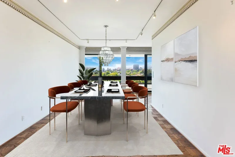 10551 Wilshire Boulevard 1002, Los Angeles, California, United States. - Photo 15
