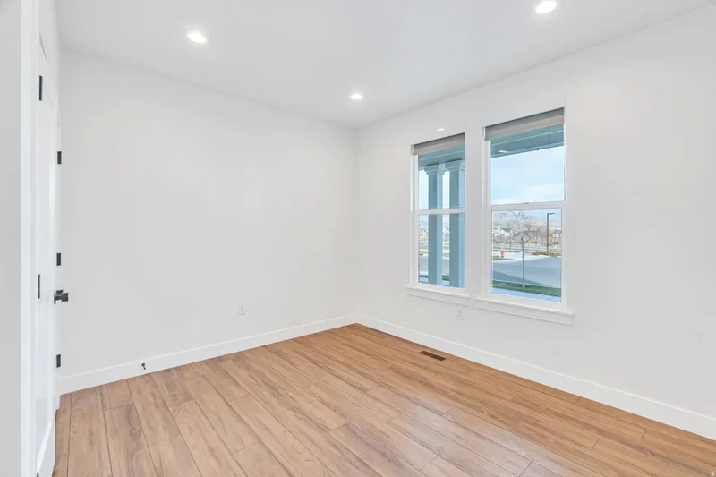 717 W LIGHTHOUSE DR, Saratoga Springs, UT 84045, Saratoga Springs, Utah, United States. - Photo 19