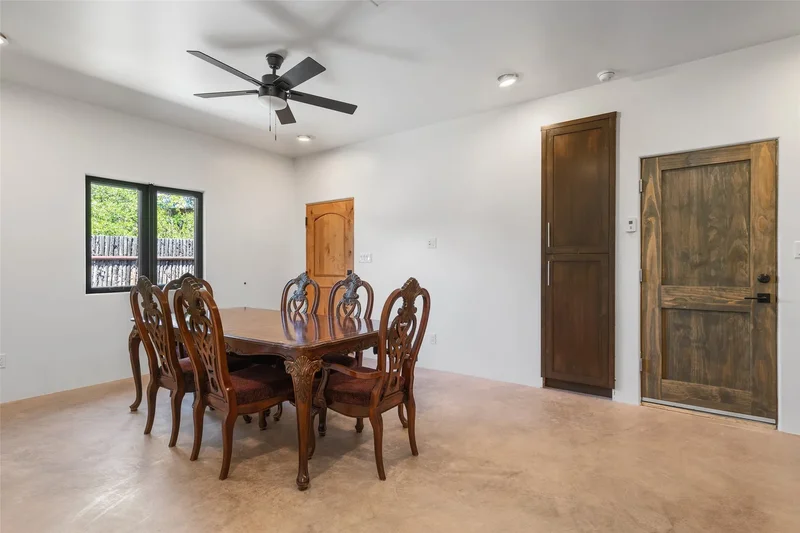 126 Caminito Montano, Santa Fe, NM 87501, Santa Fe, New Mexico, United States. - Photo 39