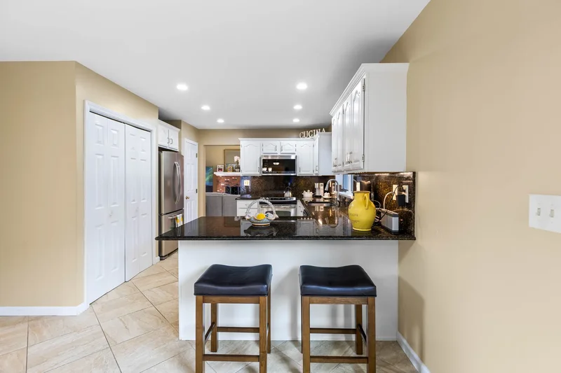 32 Justine Drive, North Haven, CT 06473, North Haven, Connecticut, United States. - Photo 8