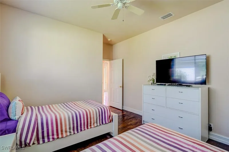 5613 Harbour Circle, Cape Coral, FL 33914, Cape Coral, Florida, United States. - Photo 32