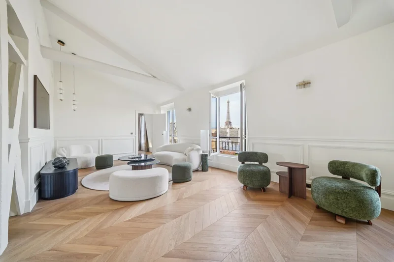 Paris 7th – Motte Picquet / Tour Maubourg Elegant 2 Bedroom – Fully Renovated