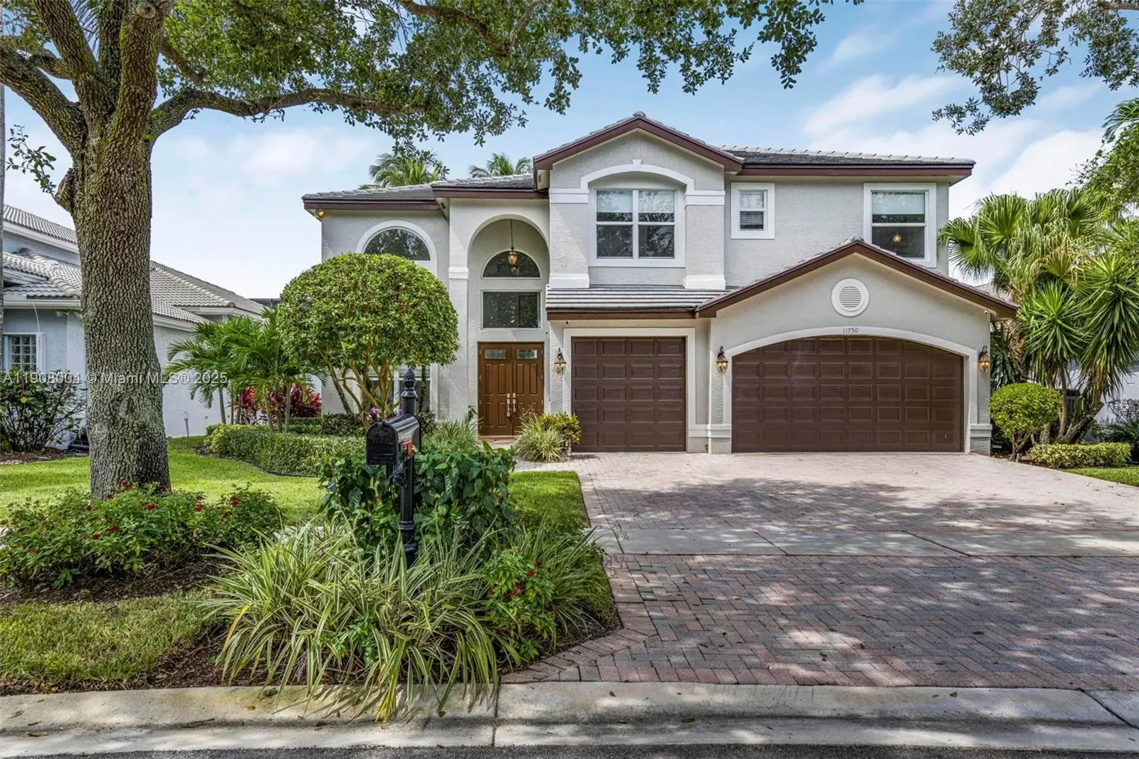 11750 Bayfield Dr, Boca Raton, Florida, United States. - Photo 2