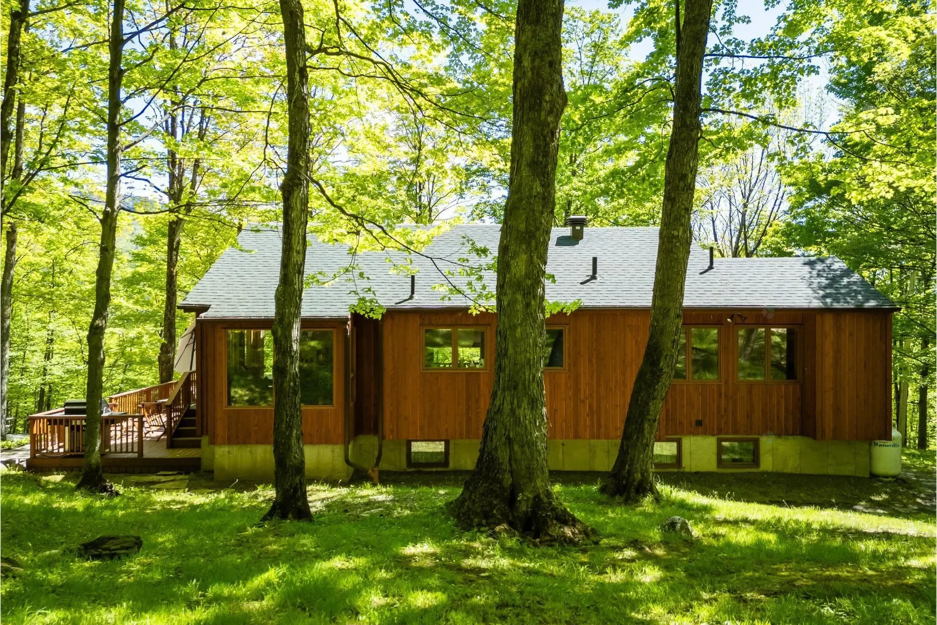 Exterior photo 10