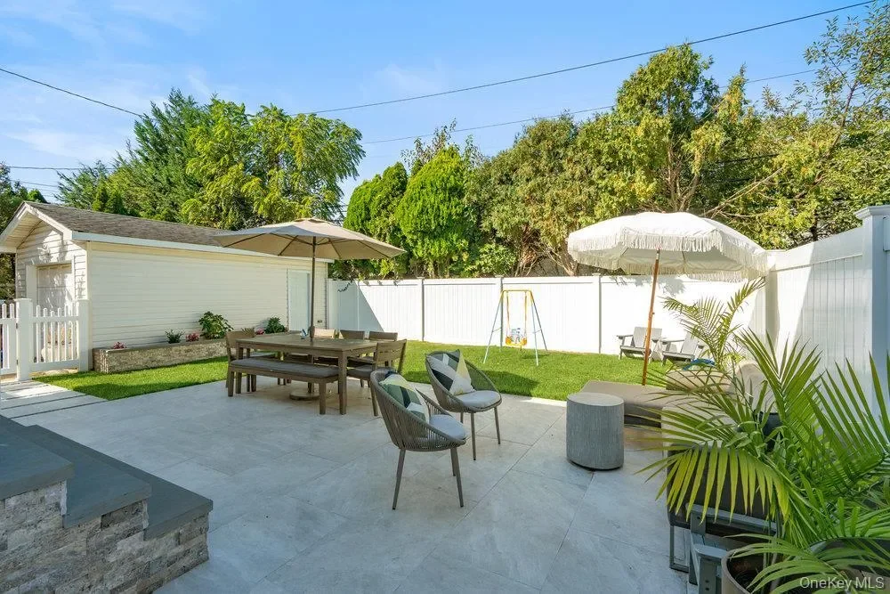 116 Sperry Blvd Boulevard, New Hyde Park, New York, United States. - Photo 29