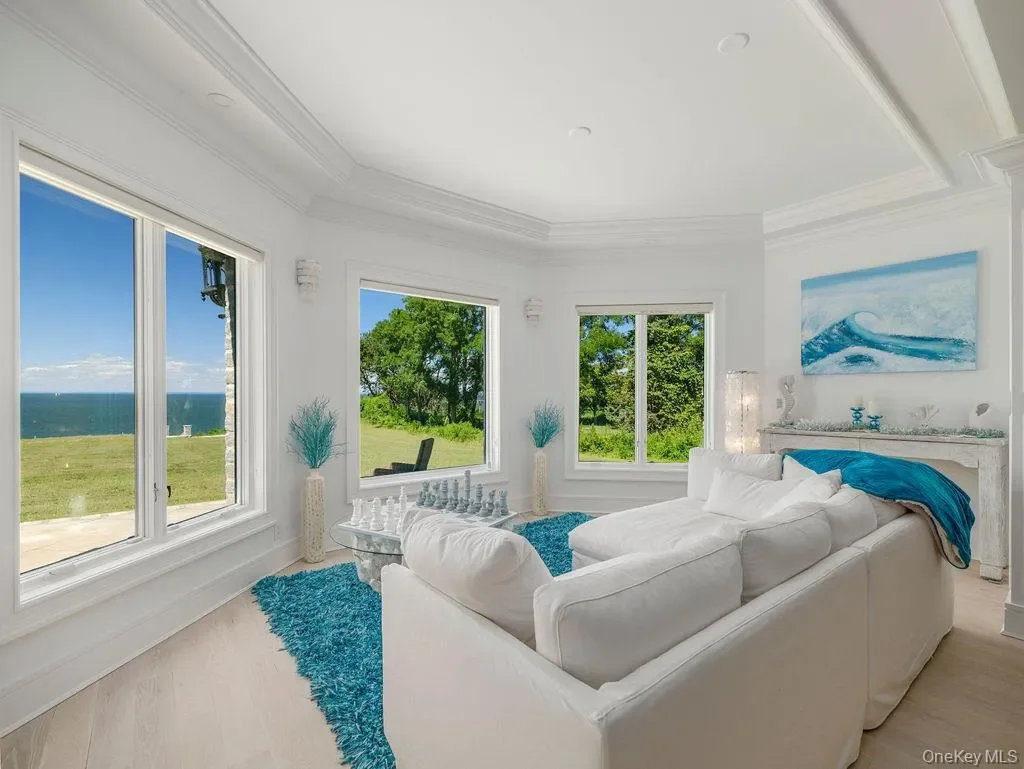 3875 Hallock Lane, Peconic, New York, United States. - Photo 12