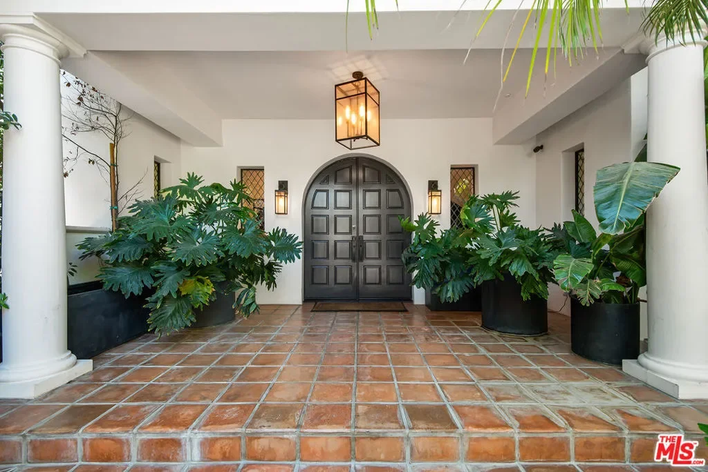 9928 Toluca Lake Avenue, Los Angeles, California, United States. - Photo 40