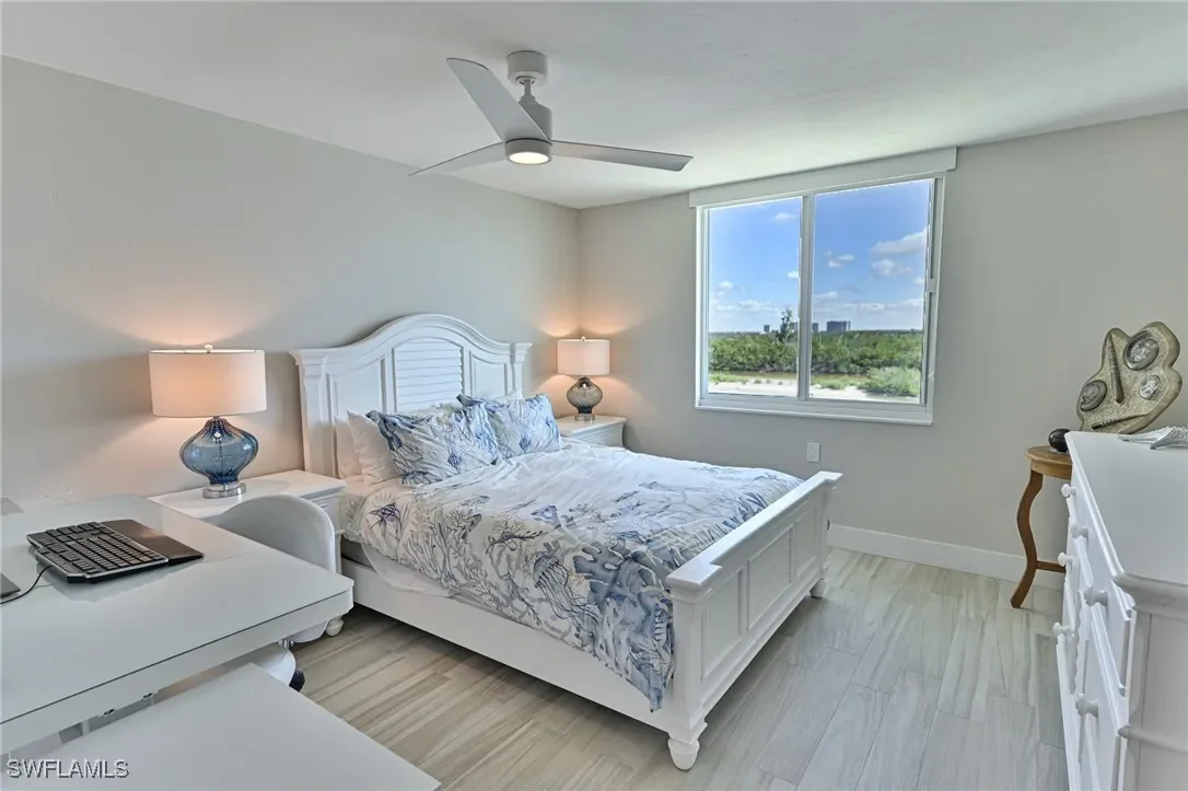 Gallery photo 12