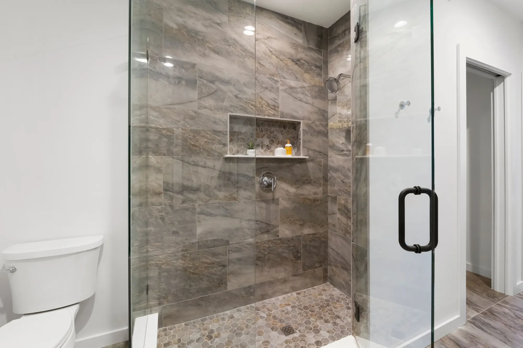 215 North Sarah Street #13 , St. Louis, MO 63108, St. Louis, Missouri, United States. - Photo 26