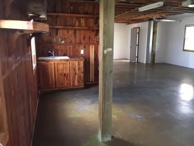 1409 Antioch RD, Paige, Texas, United States. - Photo 9