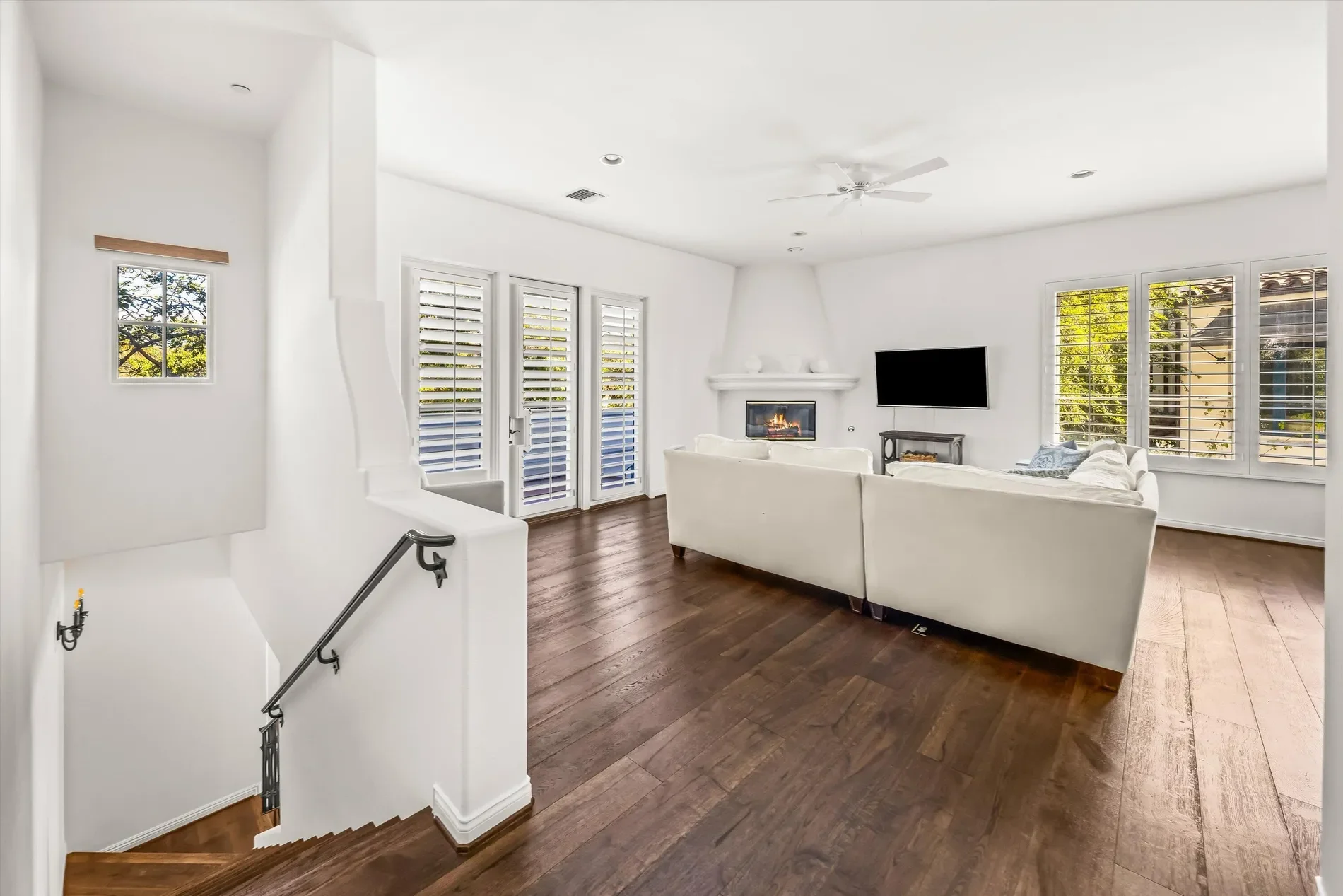 218 Santa Barbara Street D, Santa Barbara, California, United States. - Photo 11
