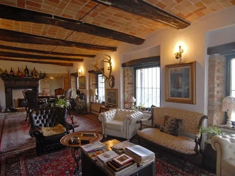 Gallery photo 6