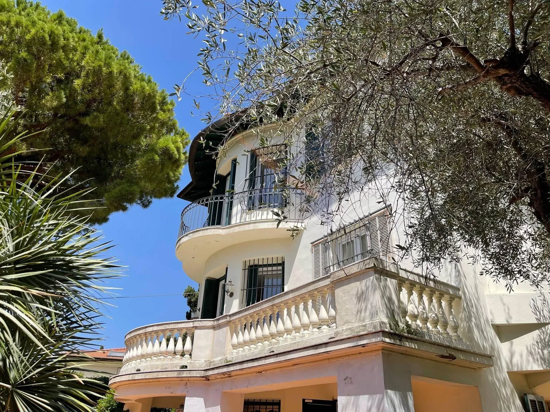 Bordighera, Liguria, Italy. - Photo 17