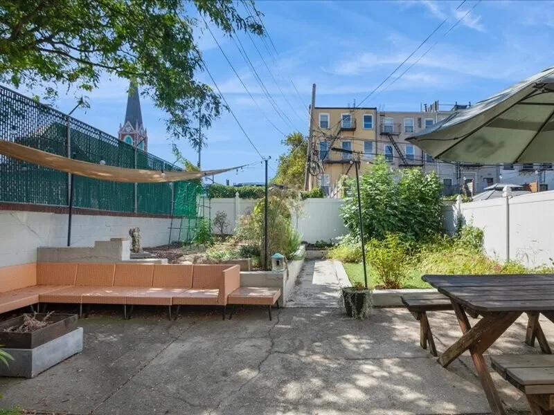 124 PRESIDENT ST, New York, New York, United States. - Photo 10