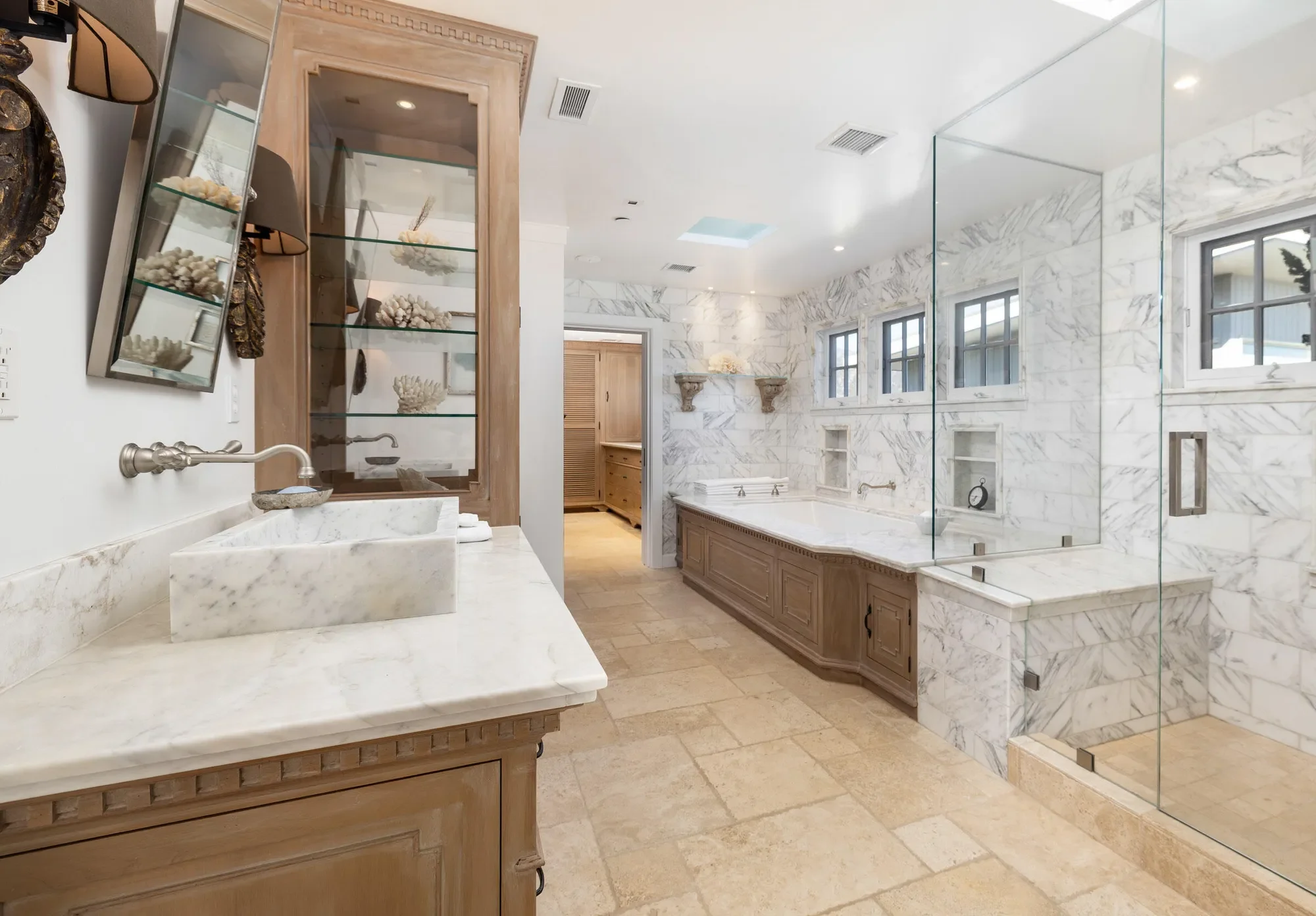 571 Sand Point Road, Carpinteria, California, United States. - Photo 5