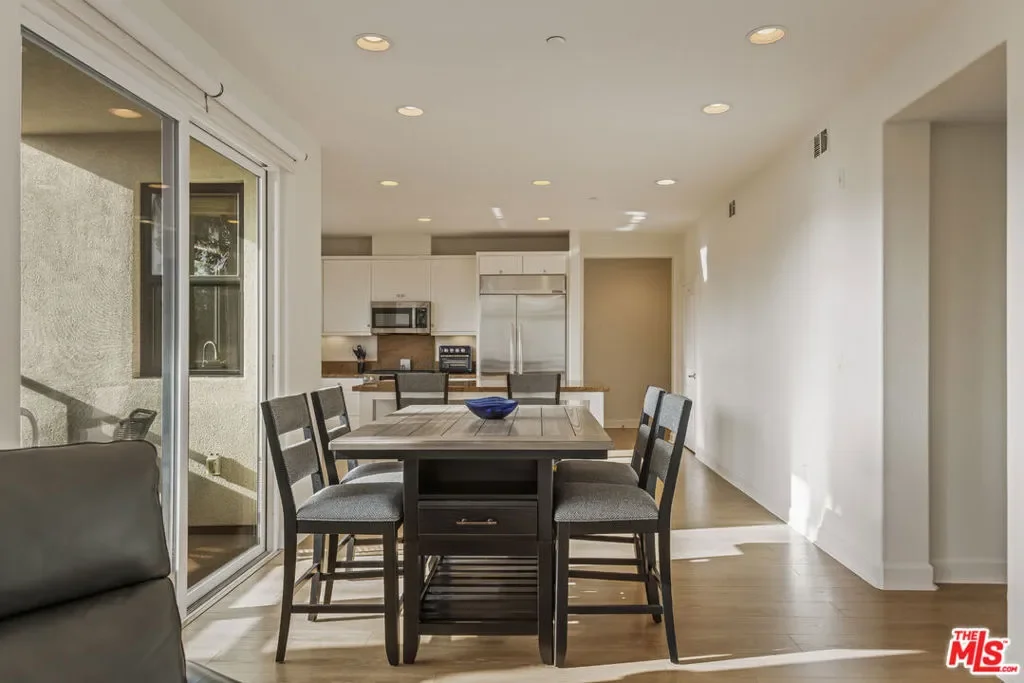 12887 Runway Road 3, Los Angeles, California, United States. - Photo 9