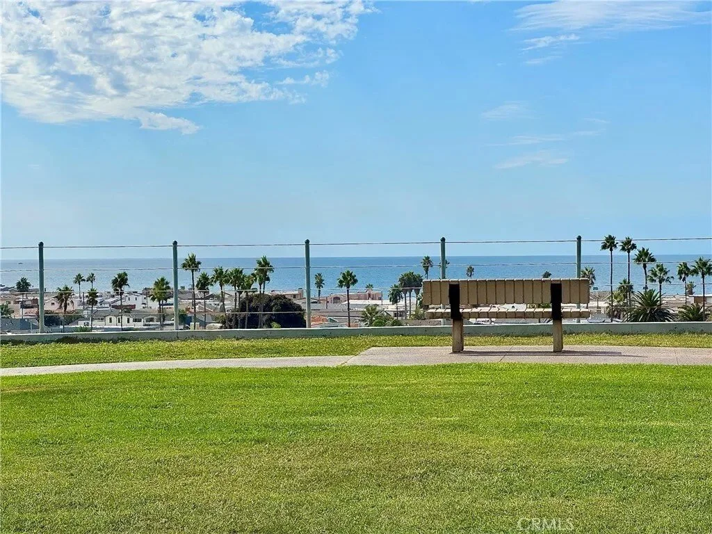 200 Paris Lane 111, Newport Beach, California, United States. - Photo 6
