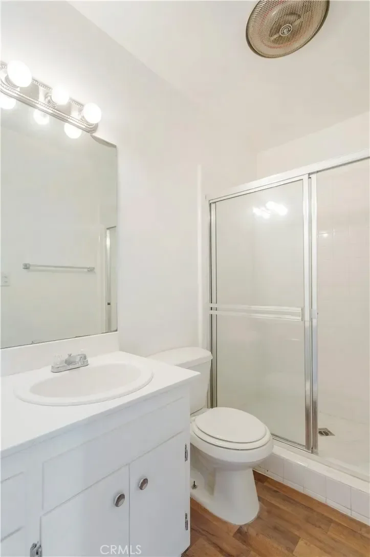 8421 Lindley Avenue, Los Angeles, California, United States. - Photo 12