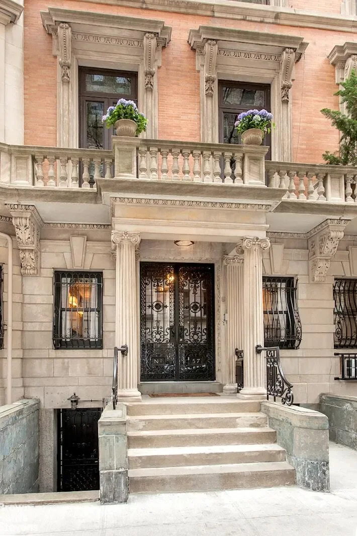 East 74th Street, New York, New York, United States. - Photo 23