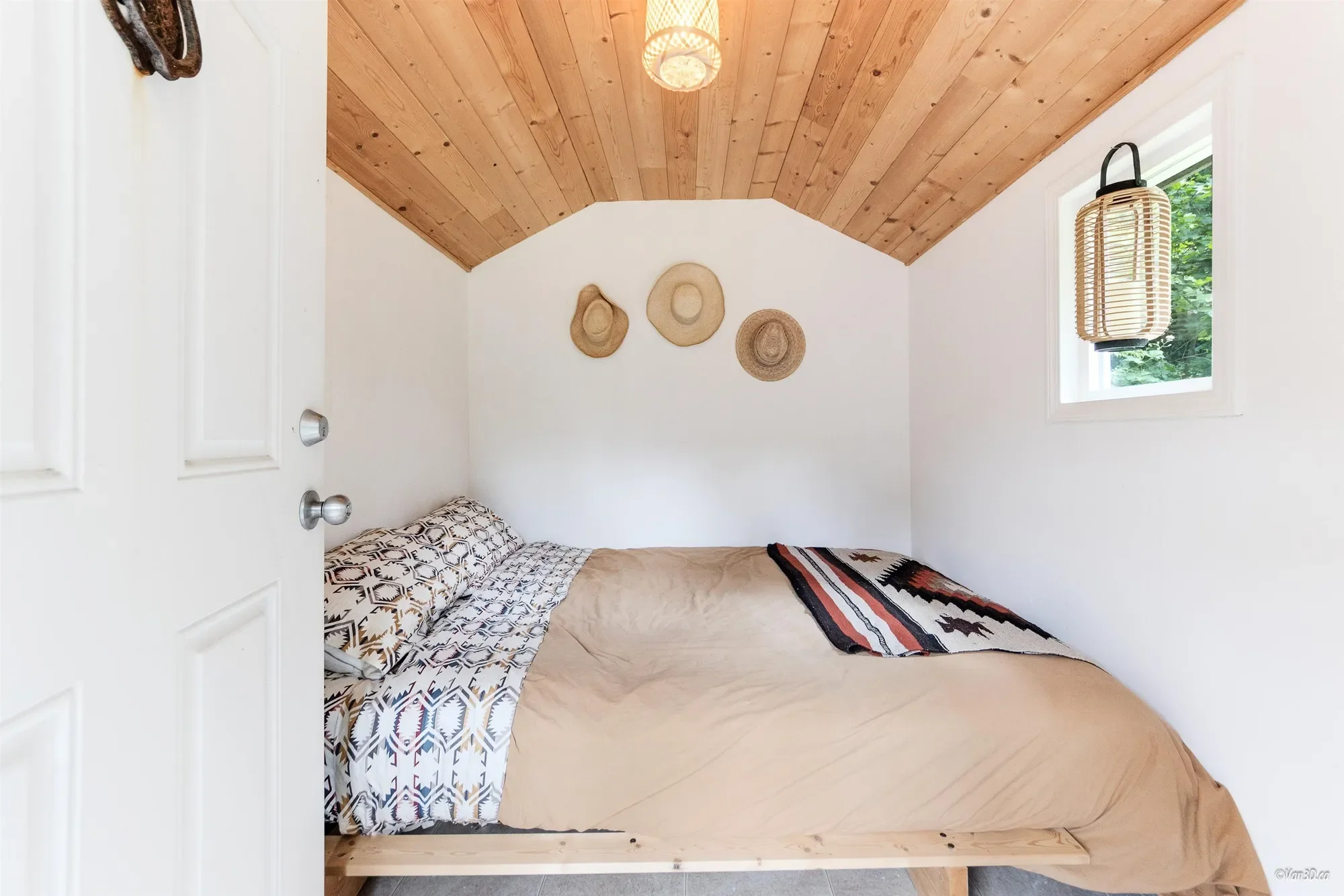 14848 Squamish Valley Road, Upper Squamish, British Columbia, Canada. - Photo 23