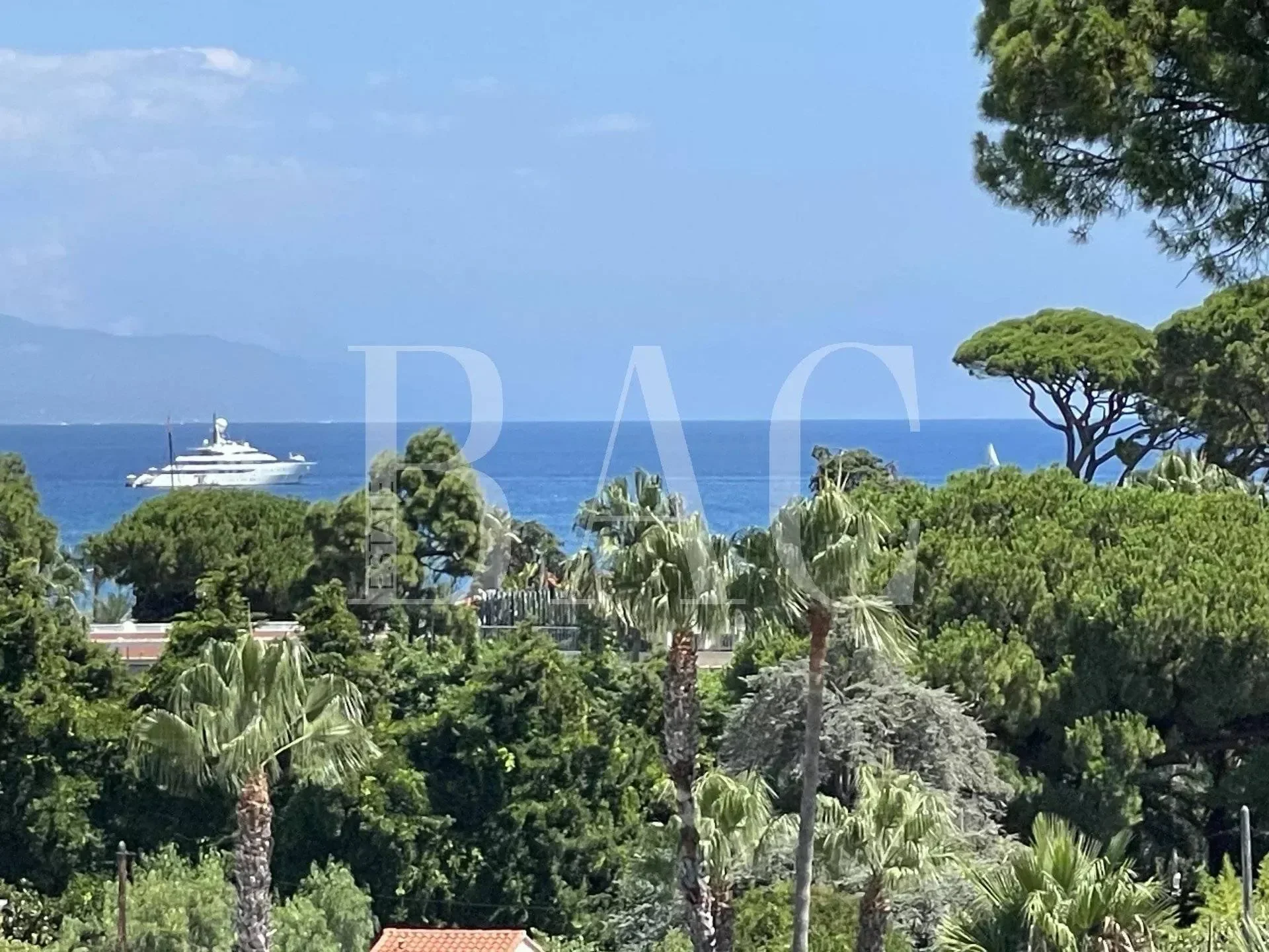 Antibes, Provence-Alpes-Côte d'Azur, France. - Photo 24