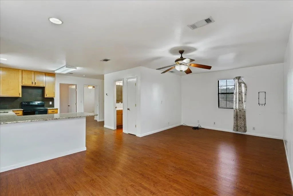 5014 Little Valley RD, Leander, Texas, United States. - Photo 25