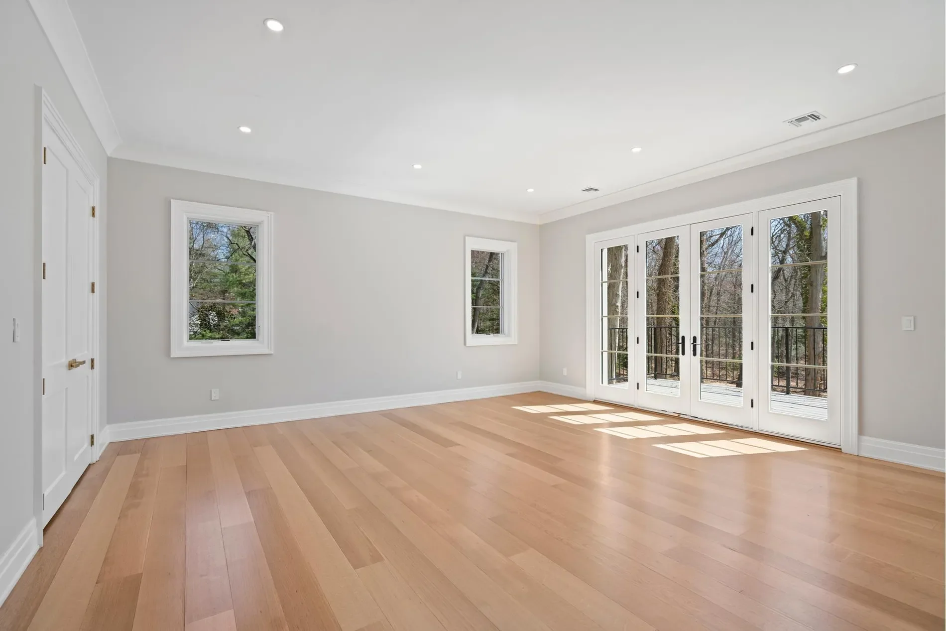 Gallery photo 12