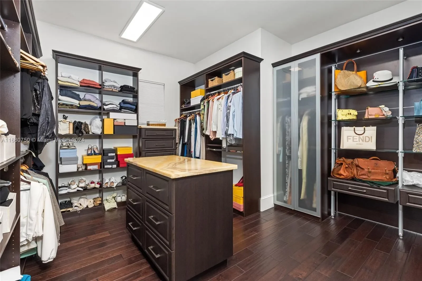 6495 SW 123rd Ter, Coral Gables, Florida, United States. - Photo 6