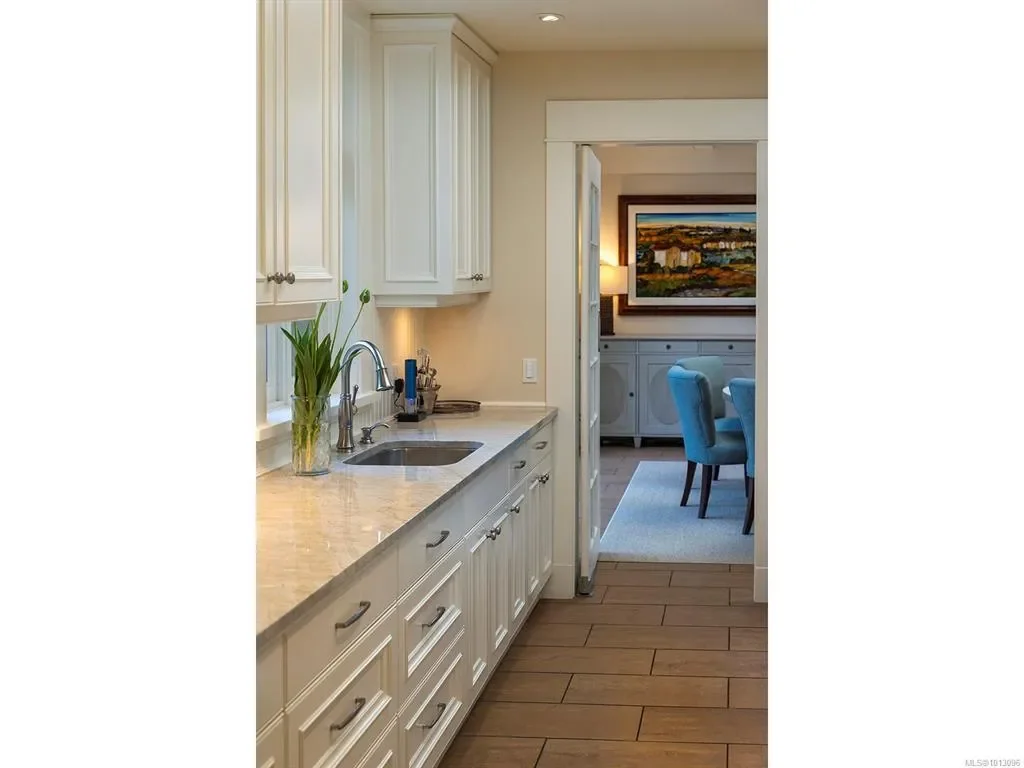 Gallery photo 3
