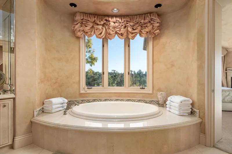 7756 Saint Andrews Road , Rancho Santa Fe, CA 92067, Rancho Santa Fe, California, United States. - Photo 2