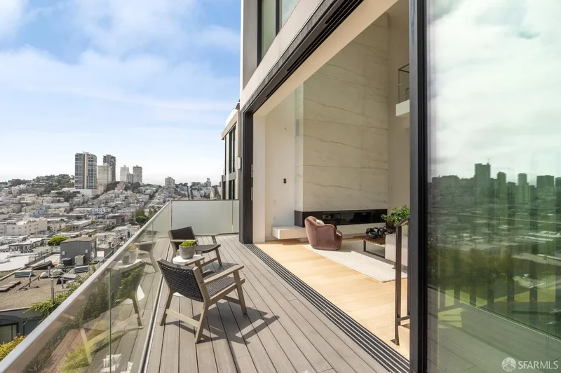 115 Telegraph Hill Boulevard, San Francisco, California, United States. - Photo 16
