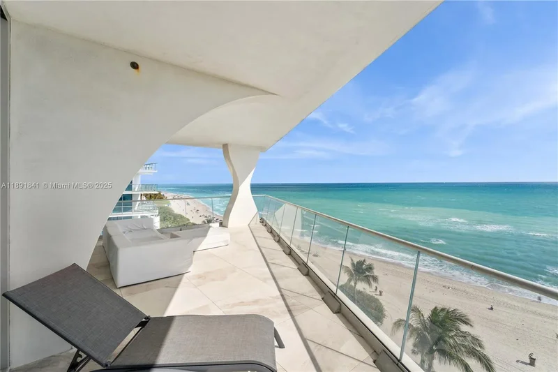 16901 Collins Ave, Golden Beach, Florida, United States. - Photo 5
