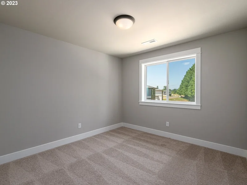 296 SUNDAY DR, Creswell, OR 97426, Creswell, Oregon, United States. - Photo 25
