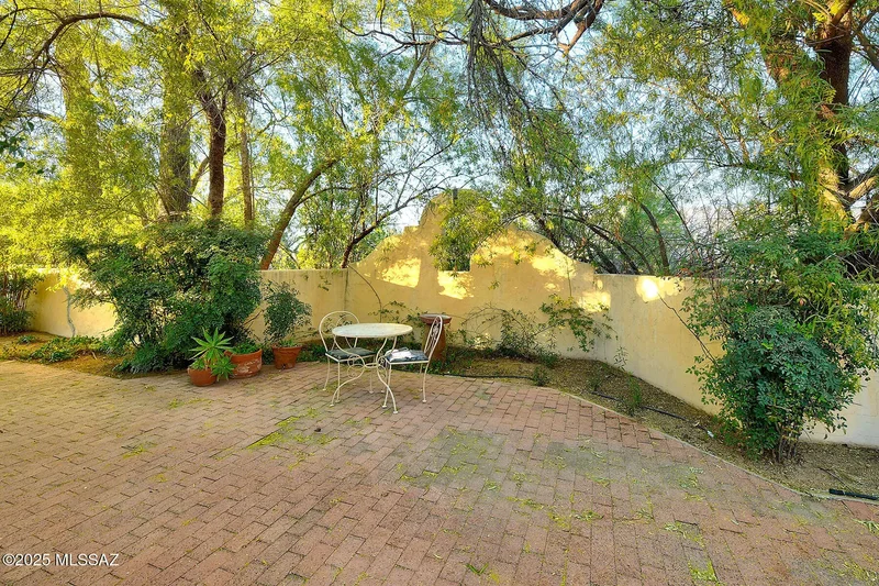 5180 E Fort Lowell Road, Tucson, AZ, 85712, USA, Tucson, Arizona, United States. - Photo 16