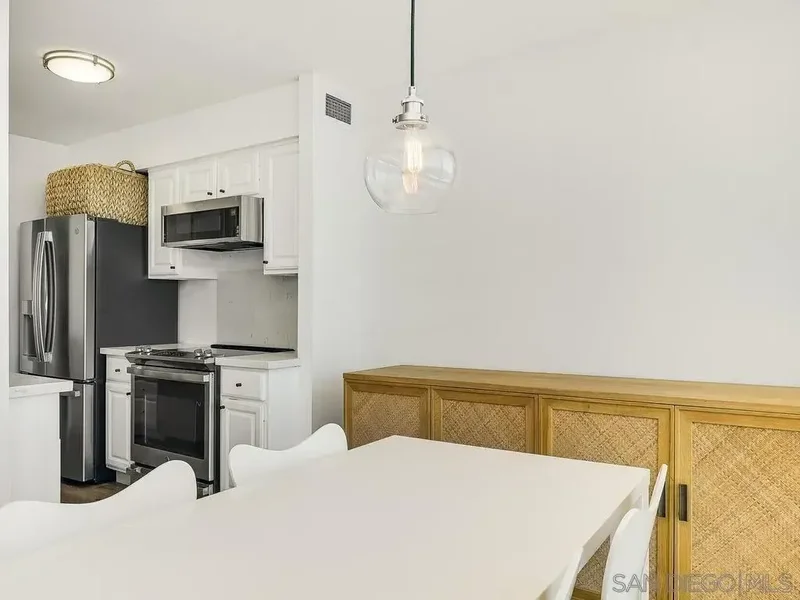 1760 Avenida Del Mundo Unit# 1205, Coronado, CA 92118, Coronado, California, United States. - Photo 39