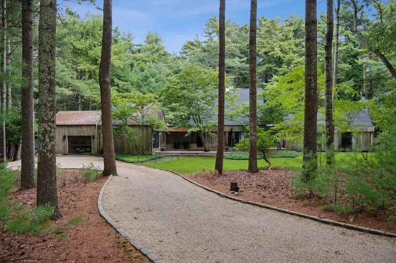 5 White Pine Road, East Hampton, NY 11937, East Hampton, New York, United States. - Photo 36