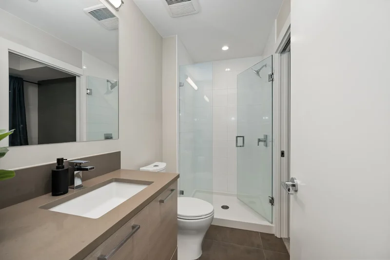 3482 Marine Way, Vancouver, British Columbia, Canada. - Photo 15