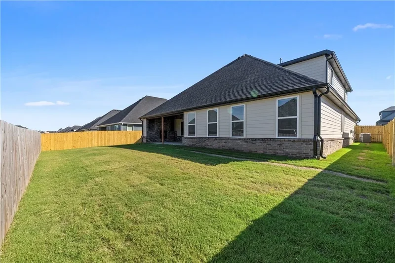 1260 Red Maple Street, Centerton, AR 72719, Centerton, Arkansas, United States. - Photo 34