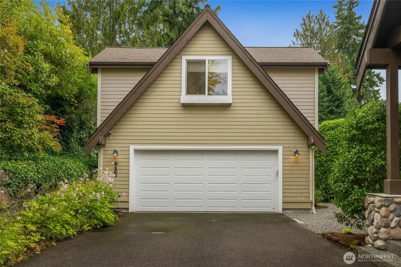 6405 NE 129th Place, Kirkland, WA 98034, Kirkland, Washington, United States. - Photo 33