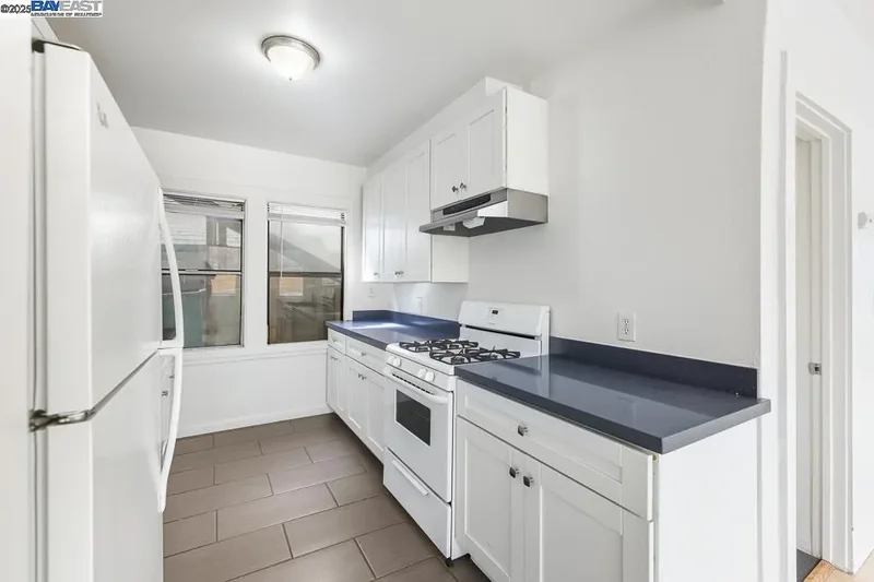 2138 19Th Ave, Oakland, California, United States. - Photo 5