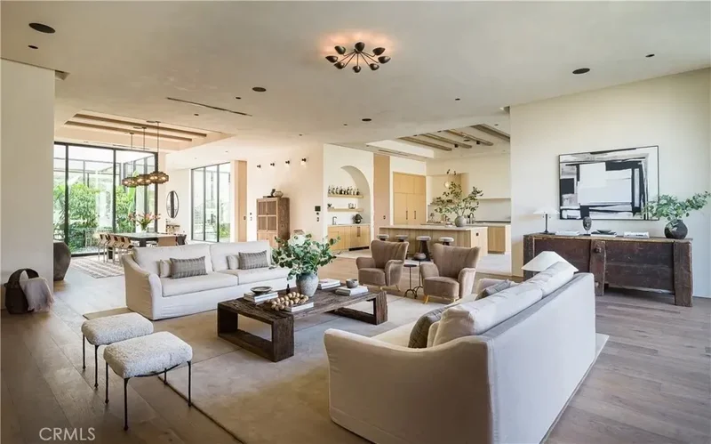 5824 Manton Avenue, Los Angeles, California, United States. - Photo 16