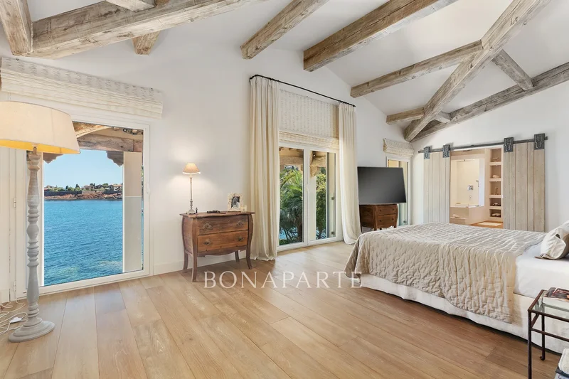 var, Saint-Raphaël, Provence-Alpes-Côte d'Azur, France. - Photo 3