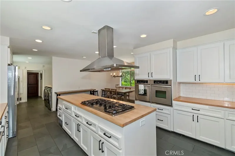 28411 North Shore Road, Lake Arrowhead, CA 92352, Lake Arrowhead, California, United States. - Photo 18
