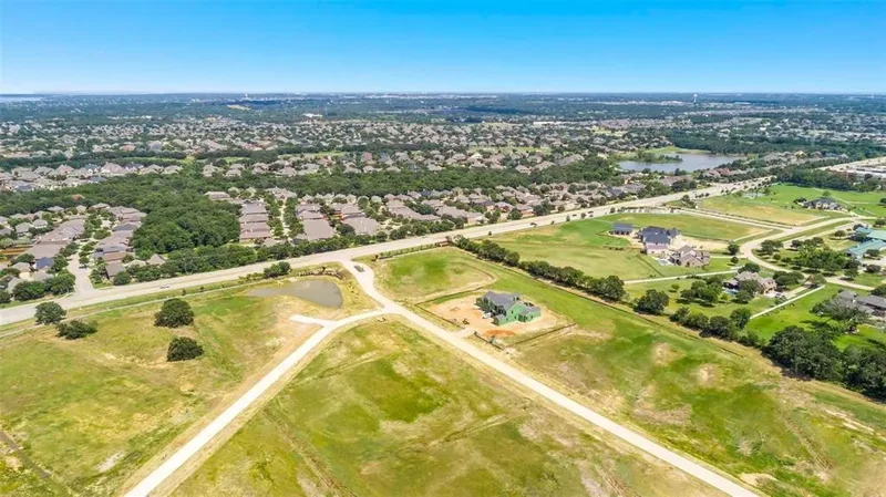 1410 Clydesdale Road, Lantana, Texas, United States. - Photo 38