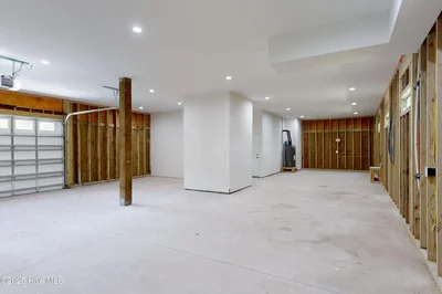 Thumbnail 24