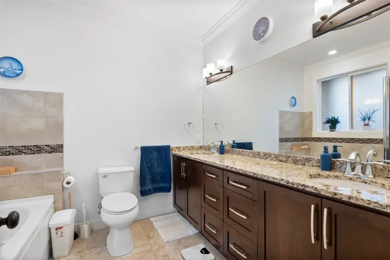 2016 Galore Crescent, Kamloops, British Columbia, Canada. - Photo 5