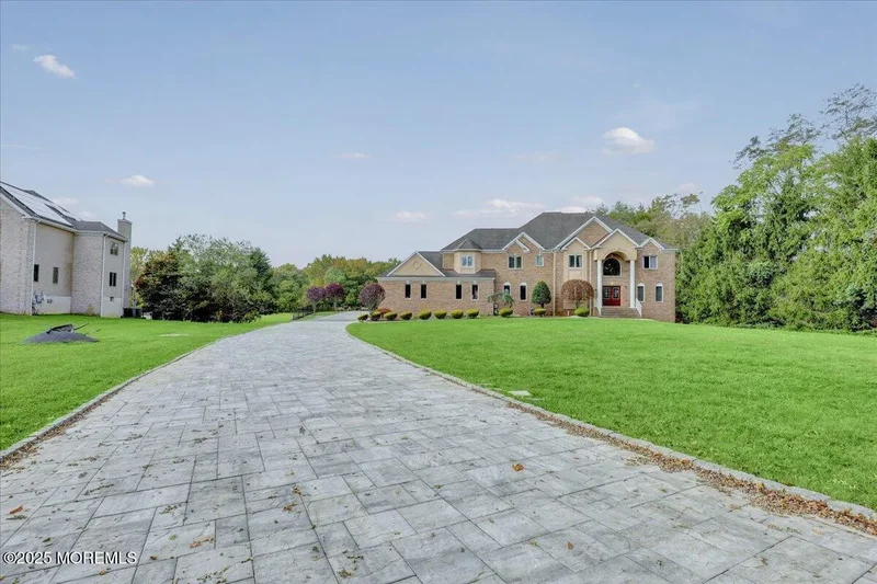 53 Mccaffery Road, Manalapan, NJ 07726, Manalapan Township, New Jersey, United States. - Photo 5