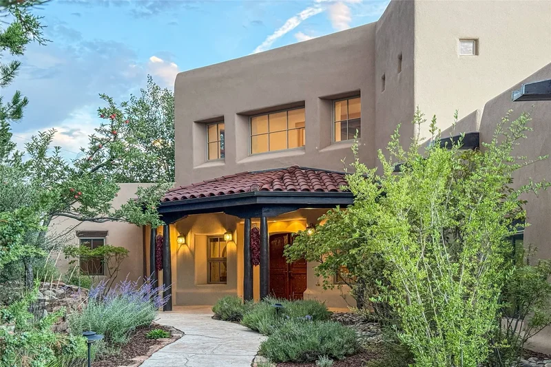 1097 Mansion Ridge Road , Santa Fe, NM 87501, Santa Fe, New Mexico, United States. - Photo 42
