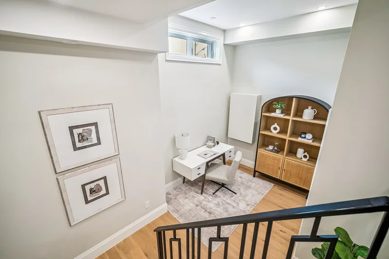 249 Rebecca St, Oakville, ON L6K 2W4, Oakville, Ontario, Canada. - Photo 44